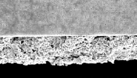 电芯裂口，不着火，不爆炸，重量减轻≤10%