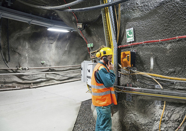 矿用拉线闭锁电话 矿用拉线闭锁电话