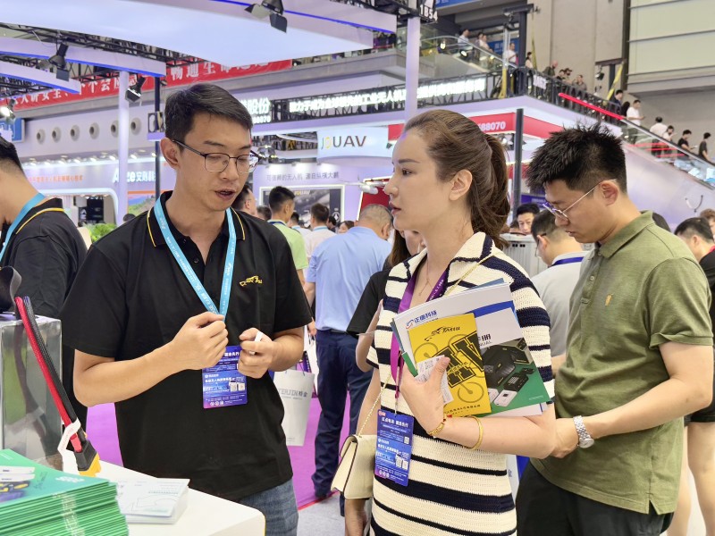 Tattu团队热情接待