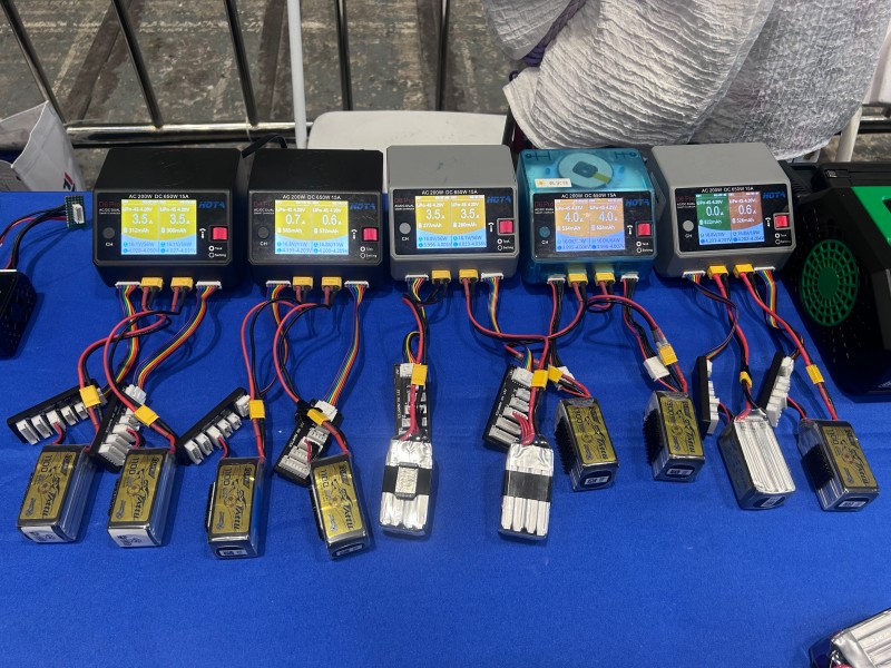 Tattu无人机电池充电