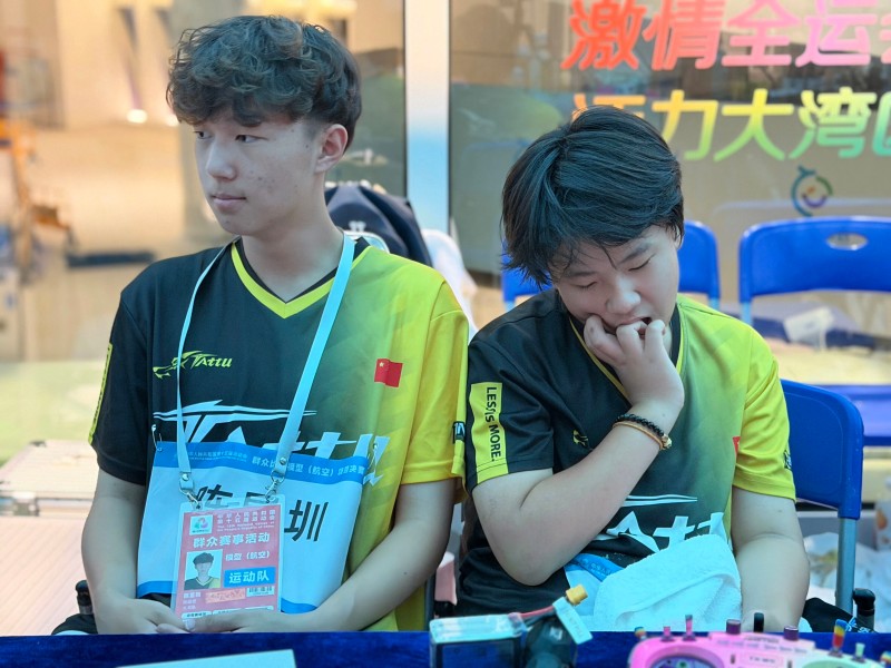 小白、果果，